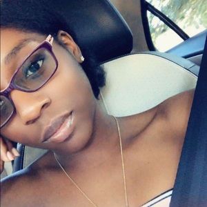 Meet your Posher, Janae